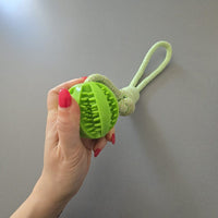 Palla in gomma resistente POWER FLEX, progettata per massaggiare i denti e stimolare il gioco del cane
